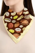 Kuruyemiş Desenli Bandana Fular - Görsel 2