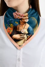 Çiçekli Kadın Desenli Bandana Fular - Görsel 2