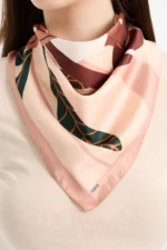 Tropikal Modern Kadın Desenli Bandana Fular - Görsel 2