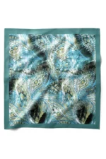 Tavuskuşu Işıltısı Desenli Bandana Fular