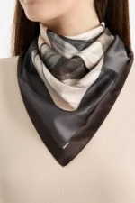 Bej Çiçek Desenli Bandana Fular - Görsel 2