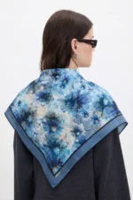 Soğuk Bahar Desenli Bandana Fular