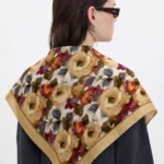 Gül Harmanı Desenli Bandana Fular