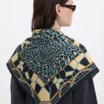 Leopar Çemberi Desenli Bandana Fular