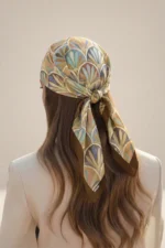 Pastel Yelpaze Desenli Bandana Fular - Görsel 3