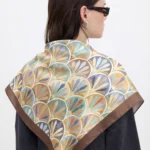 Pastel Yelpaze Desenli Bandana Fular