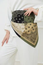 Dört Yol Desenli Bandana Fular - Görsel 2