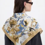 Altın Fırça Desenli Bandana Fular