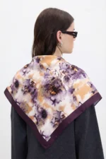 Gölge Çiçeği Desenli Bandana Fular