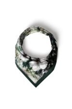 Sisli Bahçe Desenli Bandana Fular - Görsel 4