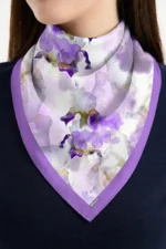 Lila Süsen Desenli Bandana Fular - Görsel 2