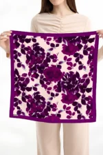 Gece Sümbülü Desenli Bandana Fular - Görsel 3