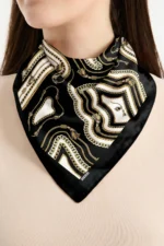 Altın Bağ Desenli Bandana Fular - Görsel 2