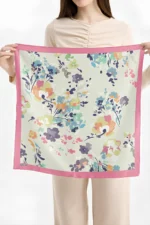 Bahar Şenliği Desenli Bandana Fular - Görsel 3