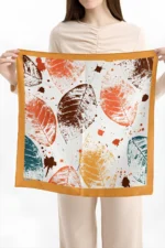 Sonbahar İzi Desenli Bandana Fular - Görsel 3